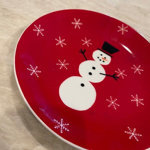 Crate & Barrel snowman plate Red 8-1/2” Christmas - Picture 4 of 7